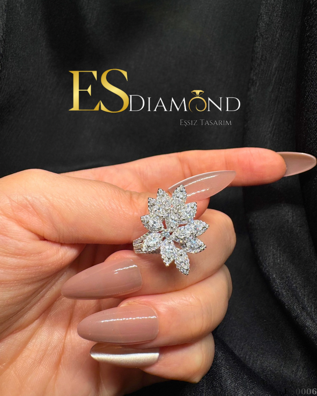 DİAMOND EFFECTİVE ÇİÇEK GÜMÜŞ YÜZÜK