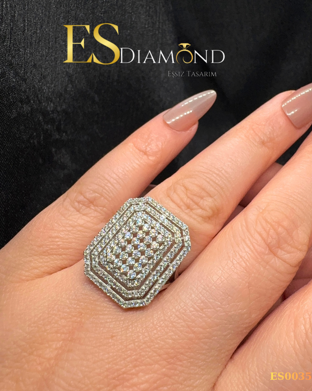 DİAMOND EFFECTİVE BAGET PIRLANTA KASA YÜZÜK