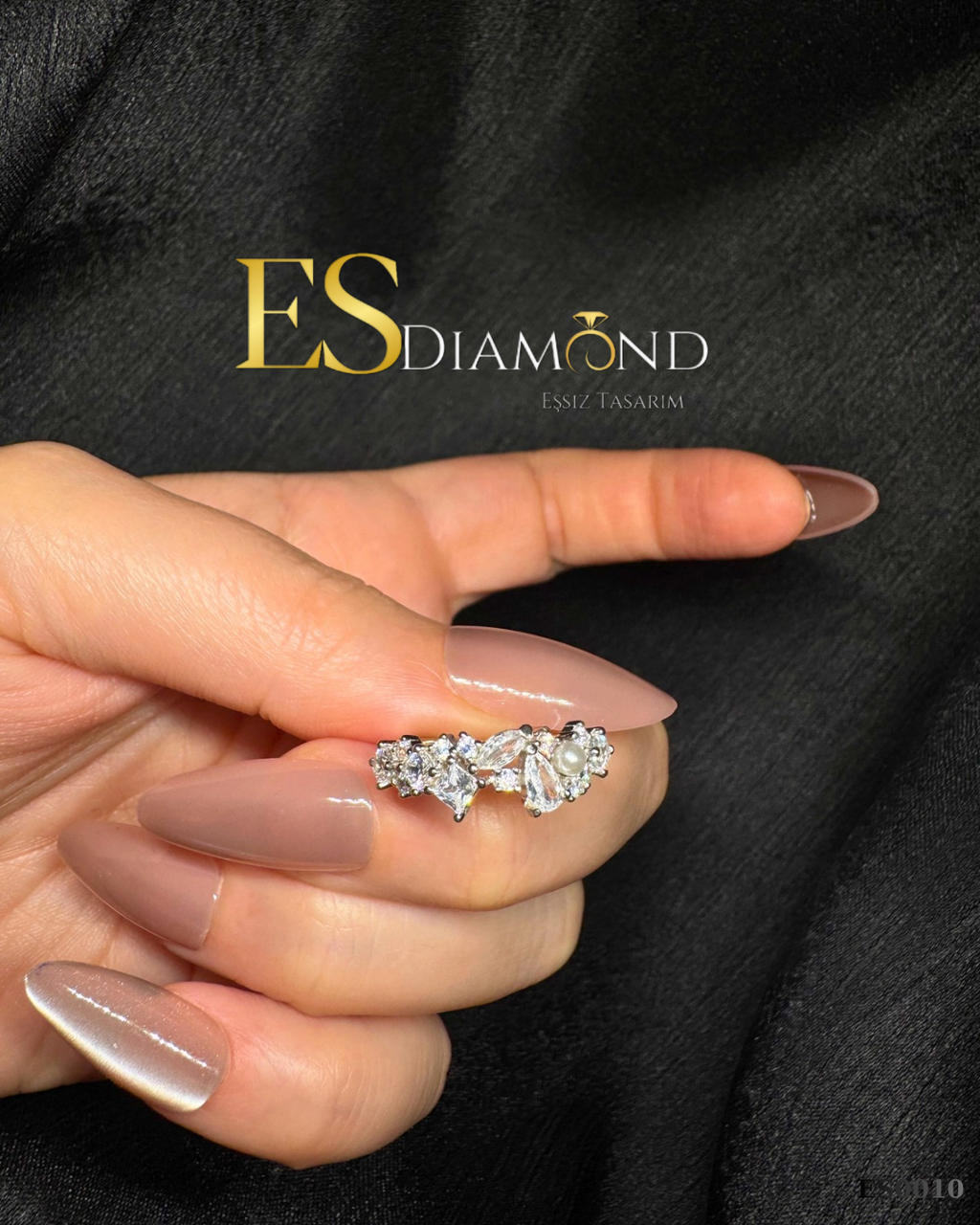 İNCİ DETAYLI TASARIM YÜZÜK