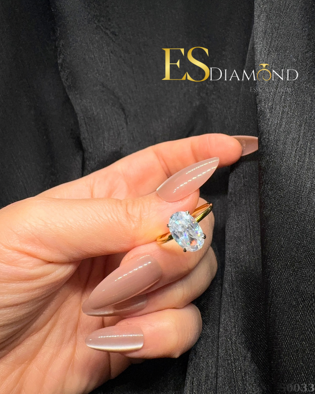 OVAL DİAMOND EFFECTİVE GÜMÜŞ YÜZÜK