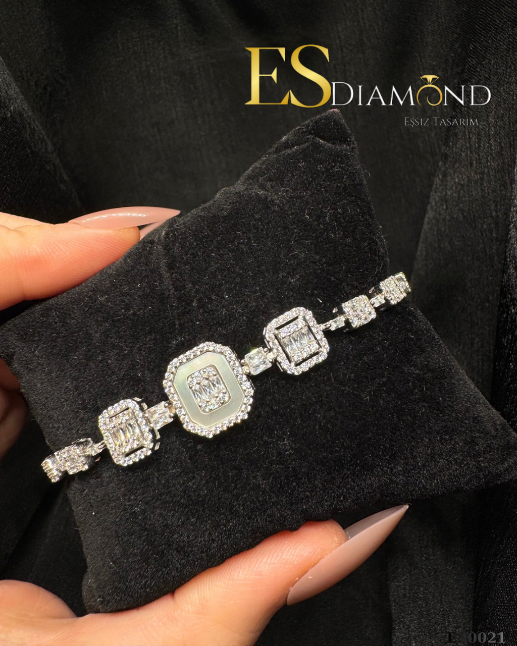 SEDEFLI PIRLANTA KASA BAGET GÜMÜŞ BİLEKLİK