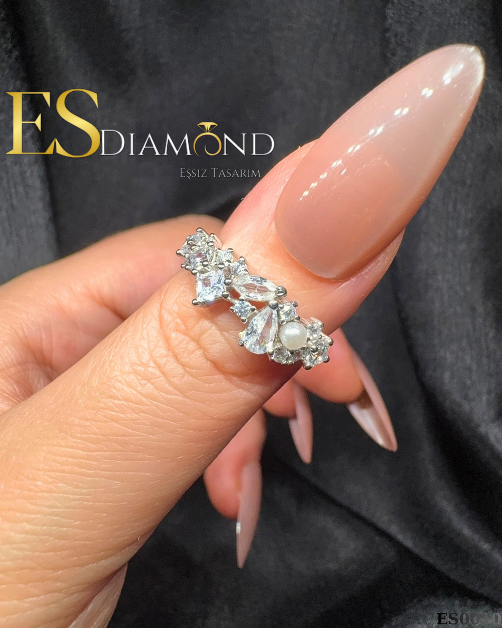 İNCİ DETAYLI TASARIM YÜZÜK