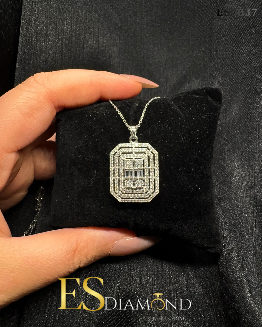 BAGET DIAMOND EFFECTİVE TASARIM KOLYE