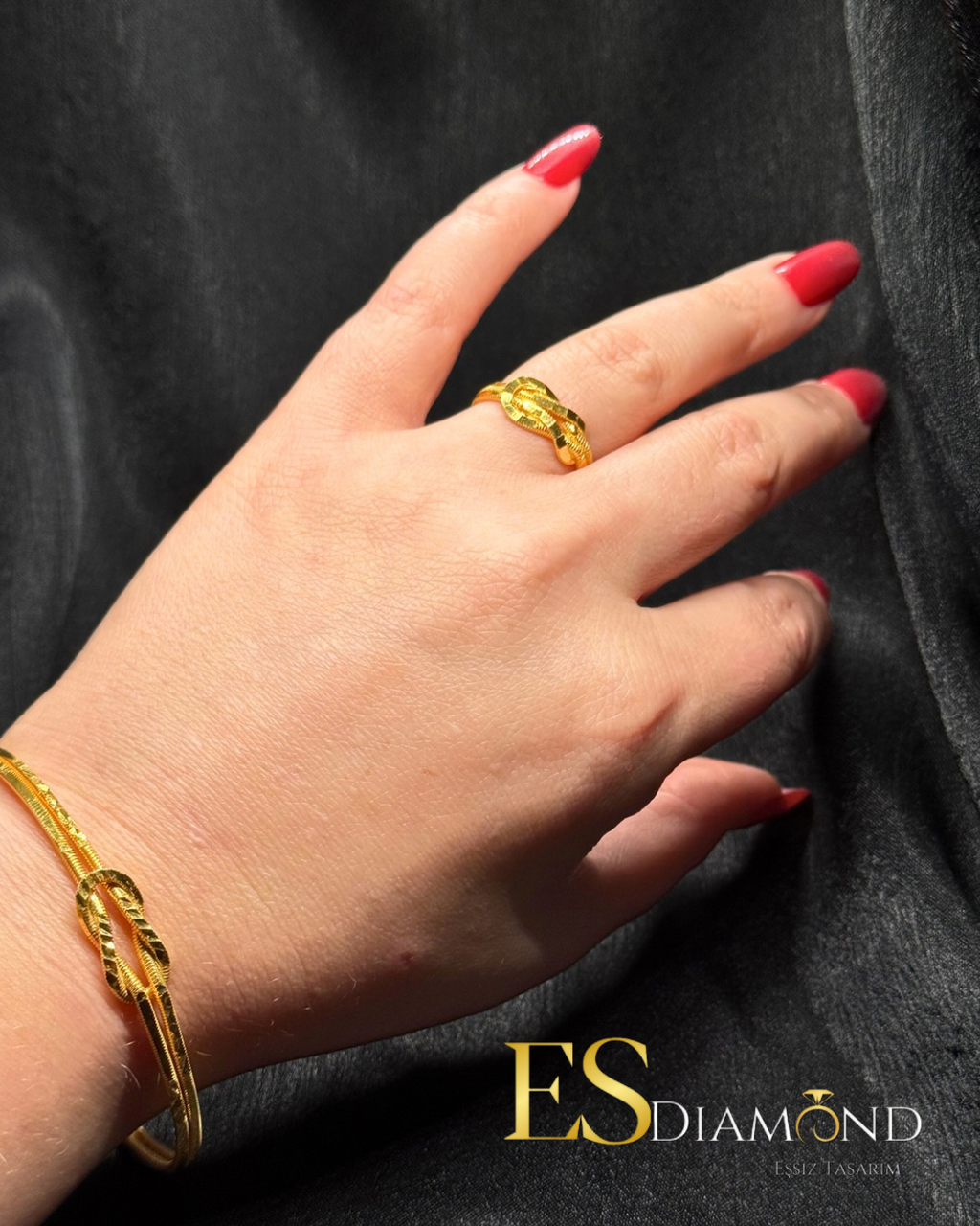 AŞK DÜĞÜMÜ AJDA BİLEZİK