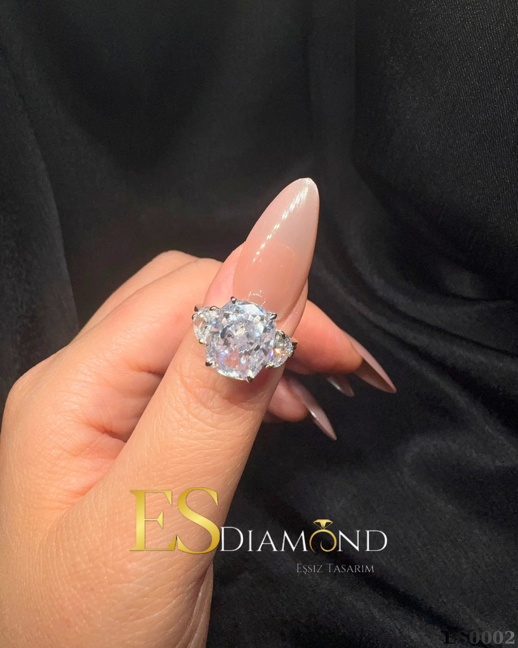 BAGET DIAMOND EFFEVTİVE YÜZÜK