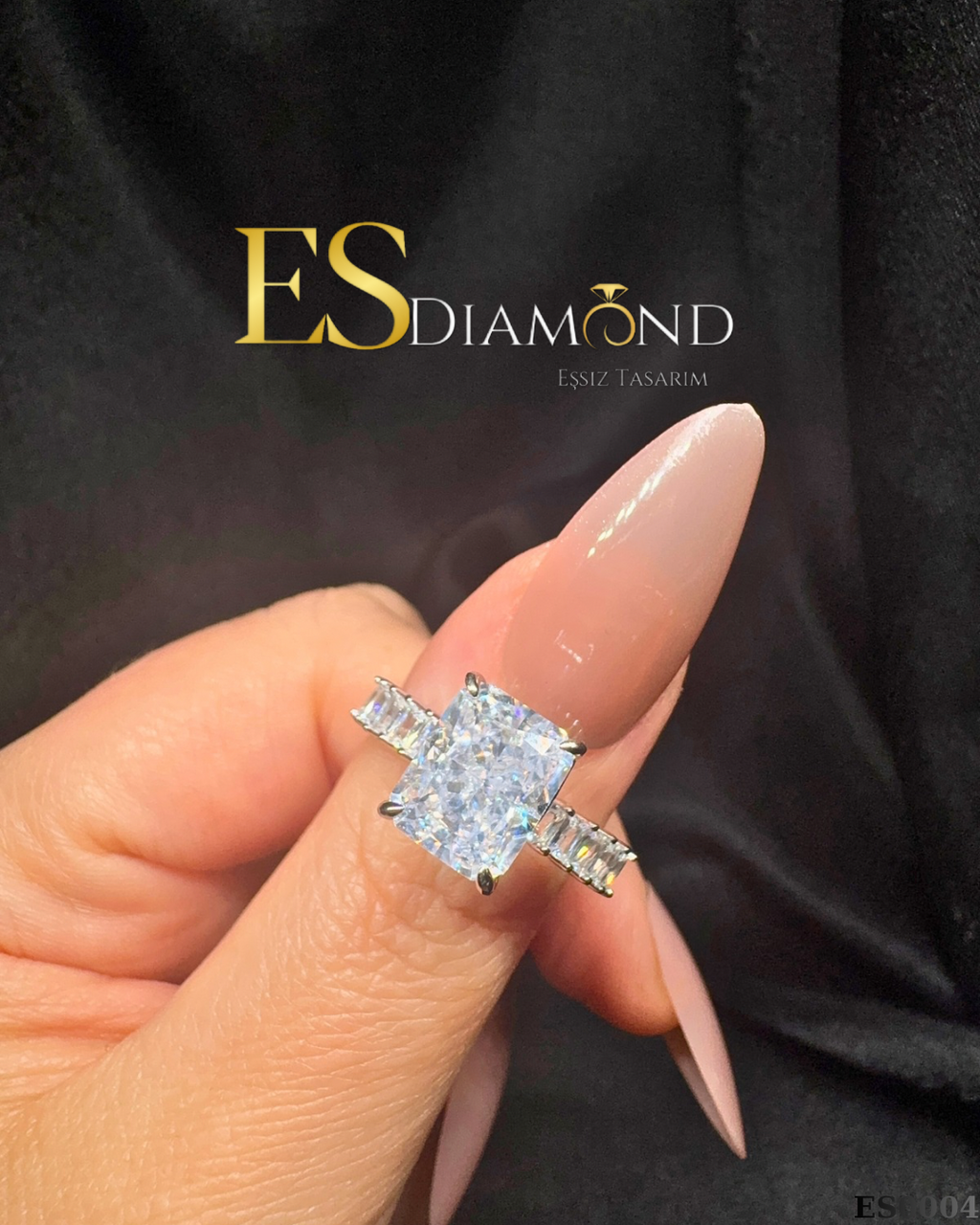 BAGET DIAMOND EFFECTİVE GÜMÜŞ YÜZÜK