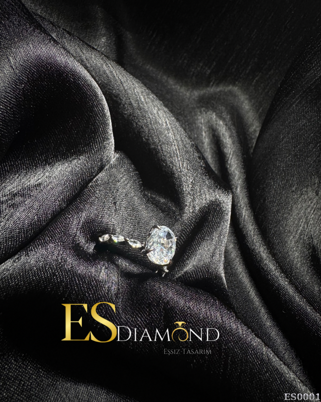 OVAL DIAMOND EFFECTİVE TEKTAŞ