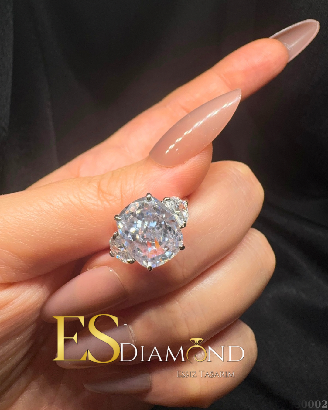BAGET DIAMOND EFFEVTİVE YÜZÜK