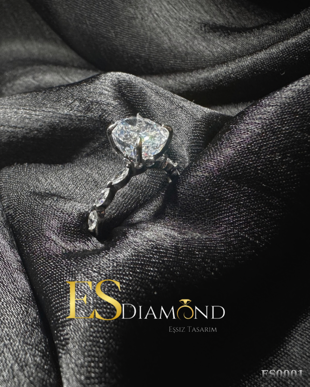 OVAL DIAMOND EFFECTİVE TEKTAŞ