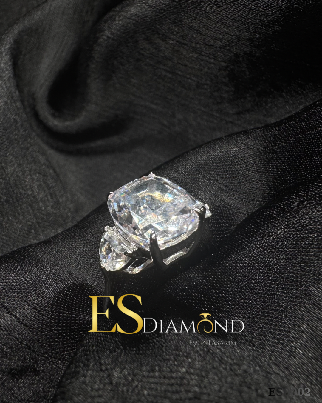 BAGET DIAMOND EFFEVTİVE YÜZÜK